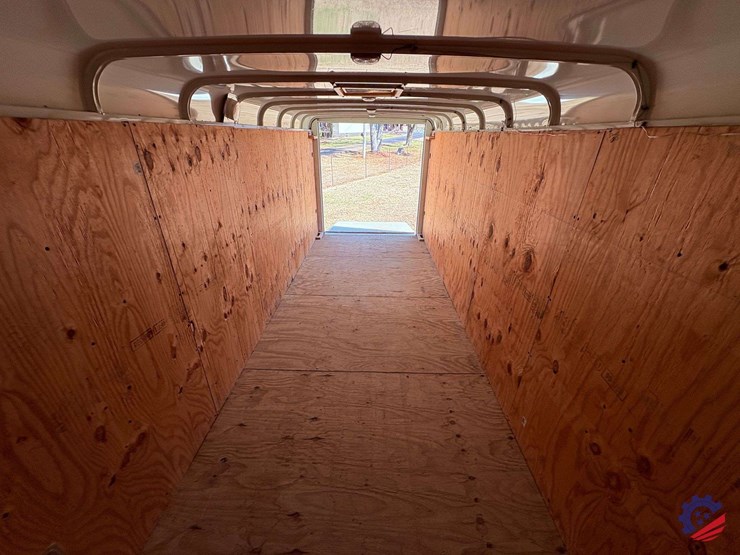 2007-delta-t/a-enclosed-gooseneck-trailer-image-51