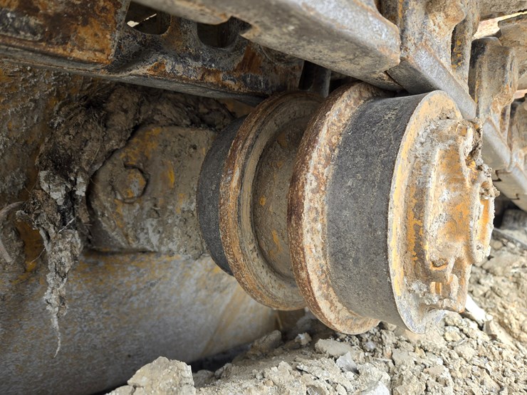 2004-deere-655c-image-75