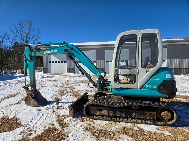 komatsu-pc40-image-11