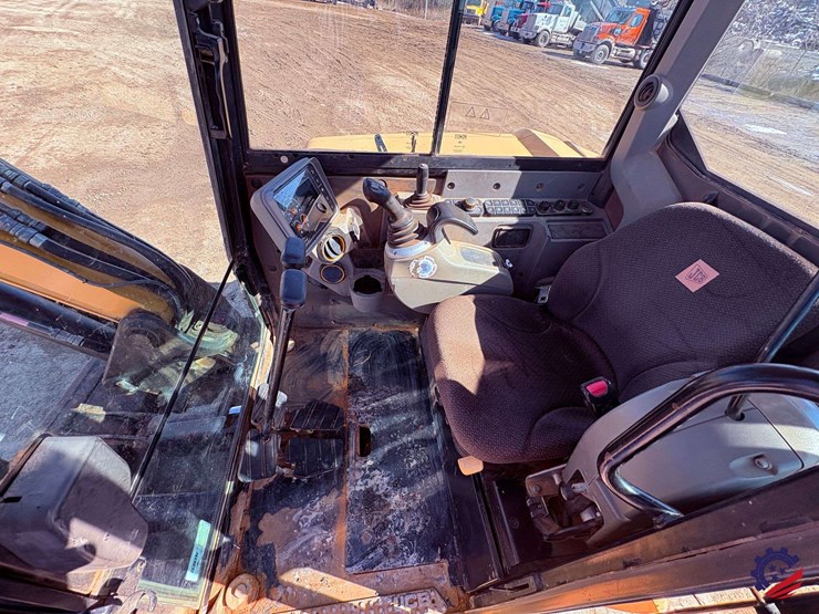 2021-jcb-55z-1-image-75