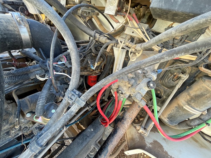 1996-freightliner-fl80-image-20