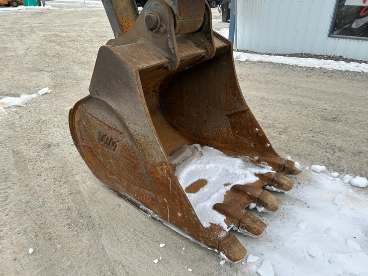 2019-deere-210g-lc-image-9