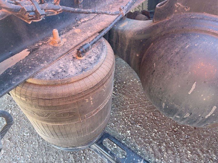 2019-volvo-volvo-vnl-tandem-axle-dual-conventional-new-generation-tractor-truck-image-10