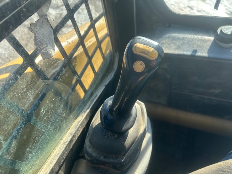 2003-caterpillar-236-image-35