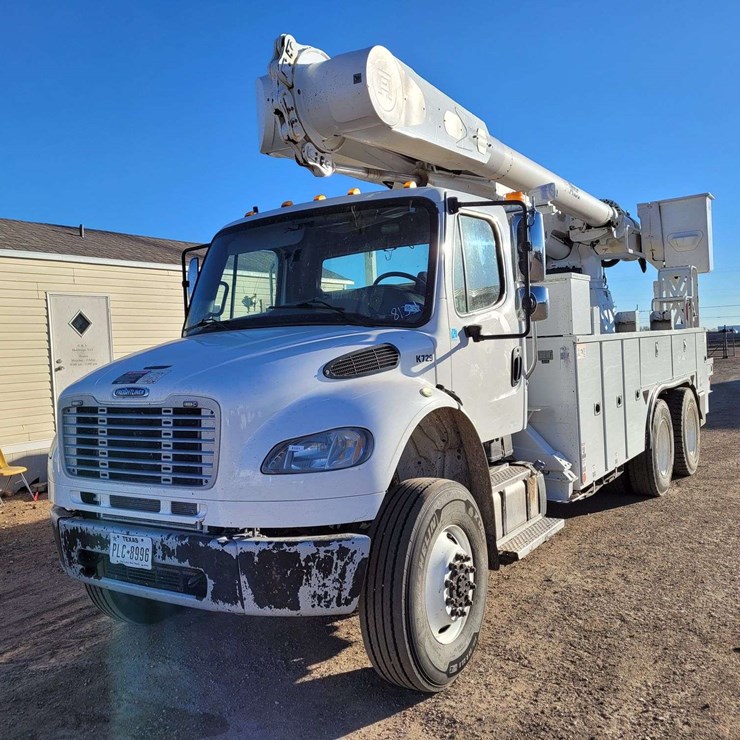 2016 FREIGHTLINER M2 106