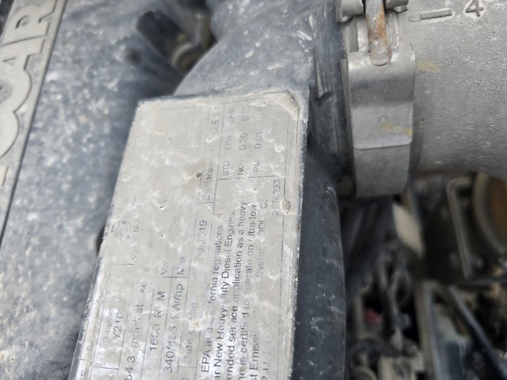 2020-peterbilt-567-image-140