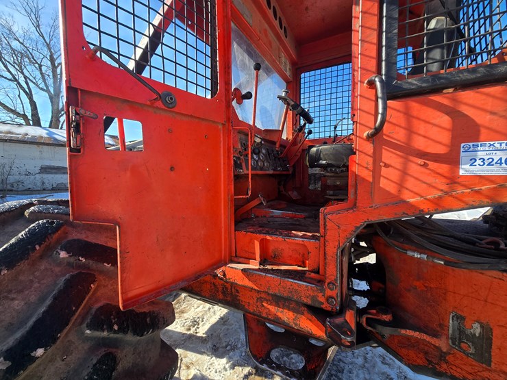 timberjack-380b-image-26