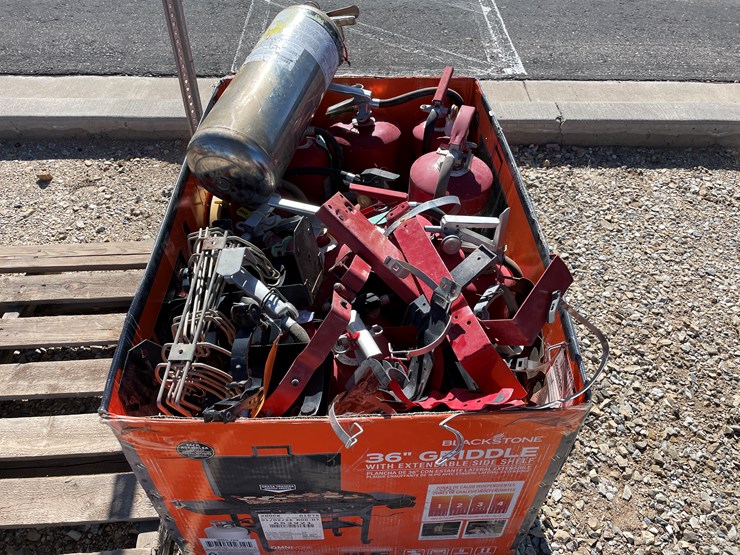 #3149-•-fire-extinguishers-image-2