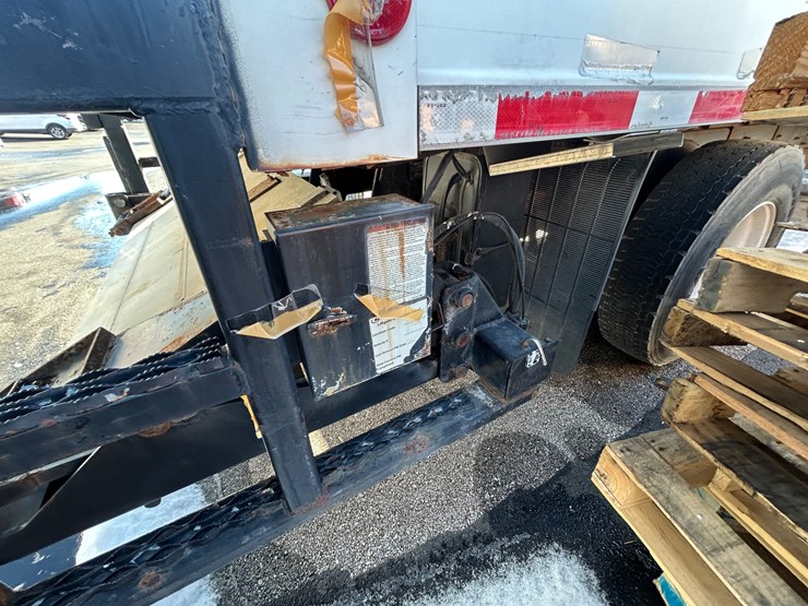 2010-international-durastar-4300-image-57