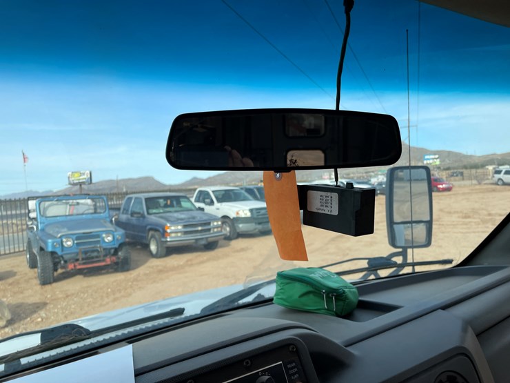 2009-ford-e350-image-16