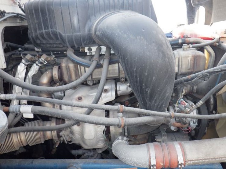 2020-western-star-5700xe-image-29