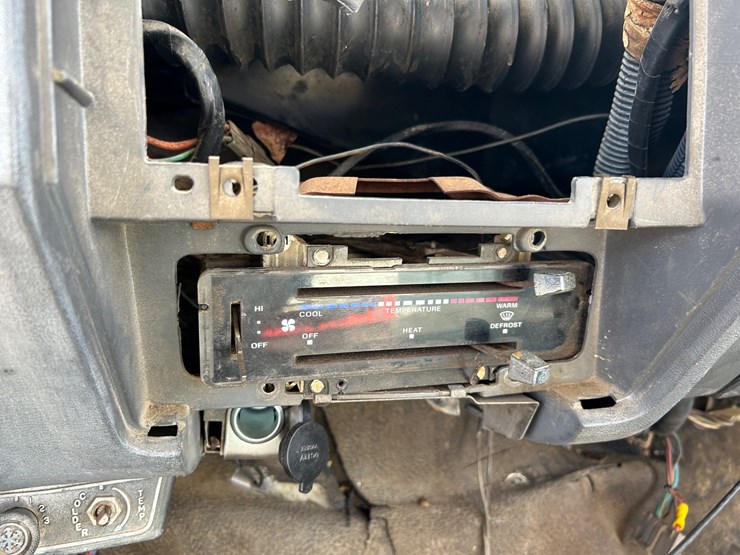 1984-ford-f700-image-96