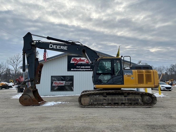 2019-deere-210g-lc-image-1