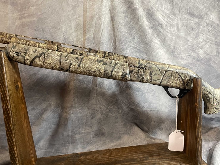 #2379-•-winchester-sx4-12-ga.-semi-auto-shotgun,-sn:-pt19451yw11k-image-4