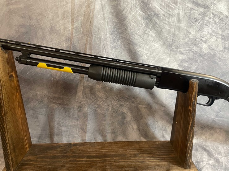 #2619-•-mossberg-model-88-20-ga.-pump-action-shotgun,-sn:-mv1205611-image-5