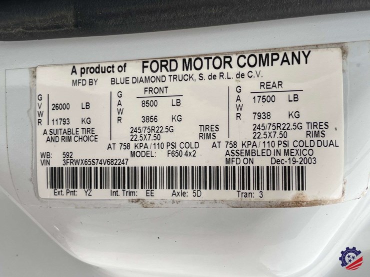 2004-ford-f650-image-83