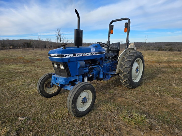 2006-farmtrac-535-image-3