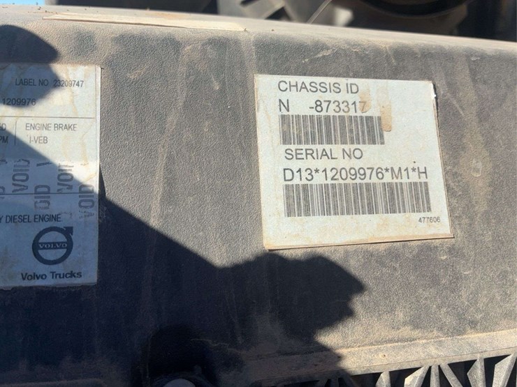 2019-volvo-volvo-vnl-tandem-axle-dual-conventional-new-generation-tractor-truck-image-56