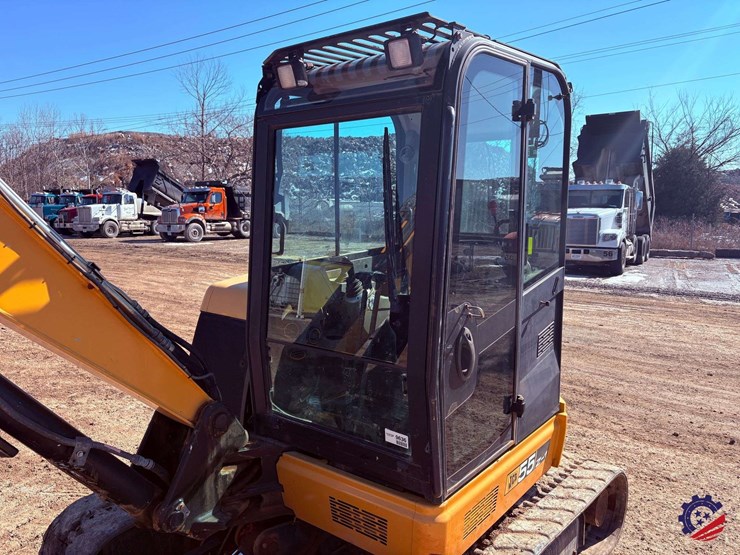 2021-jcb-55z-1-image-42