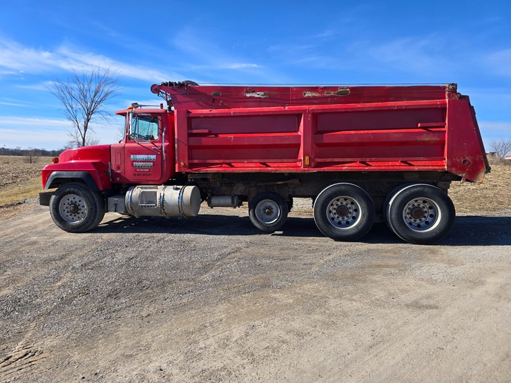 1998-mack-rd688s-image-6