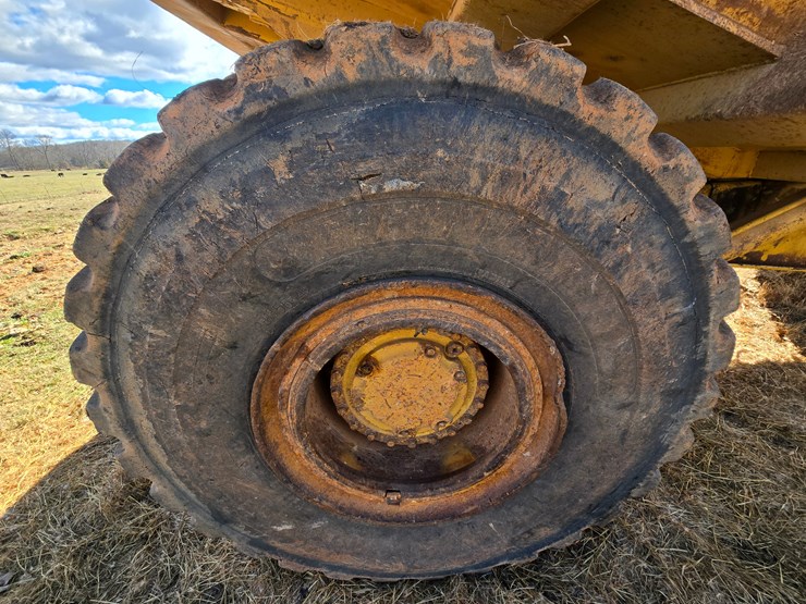 caterpillar-d25c-image-84