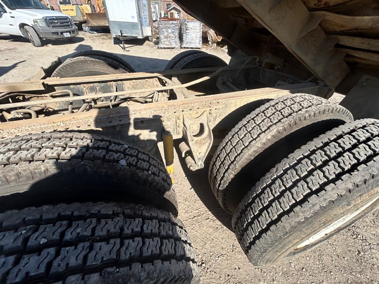 1994-international-9400-image-69