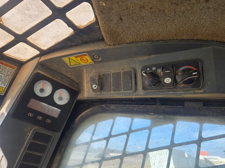 caterpillar-287c-image-33