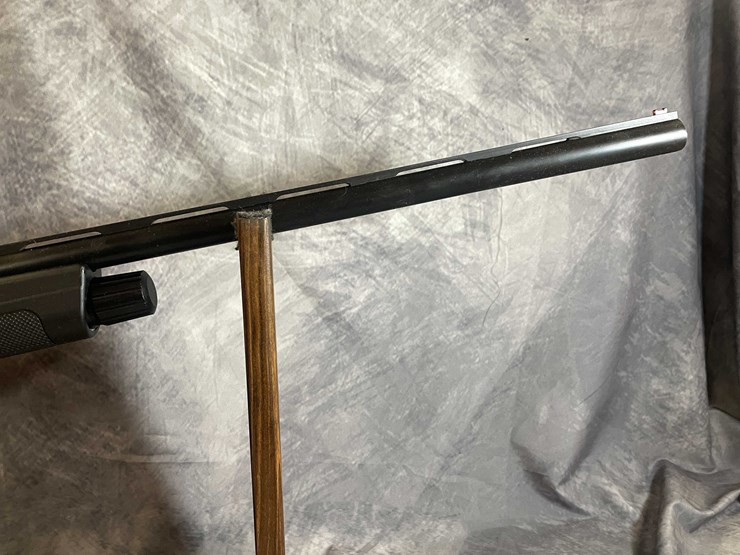 #2360-•-hatfield-12-ga.-semi-auto-shotgun,-sn:-12a22-003882-image-9