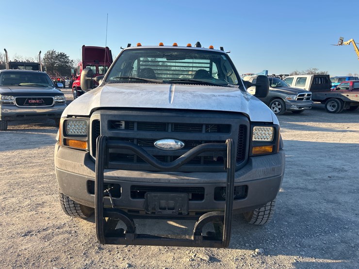 2006-ford-f450-image-6