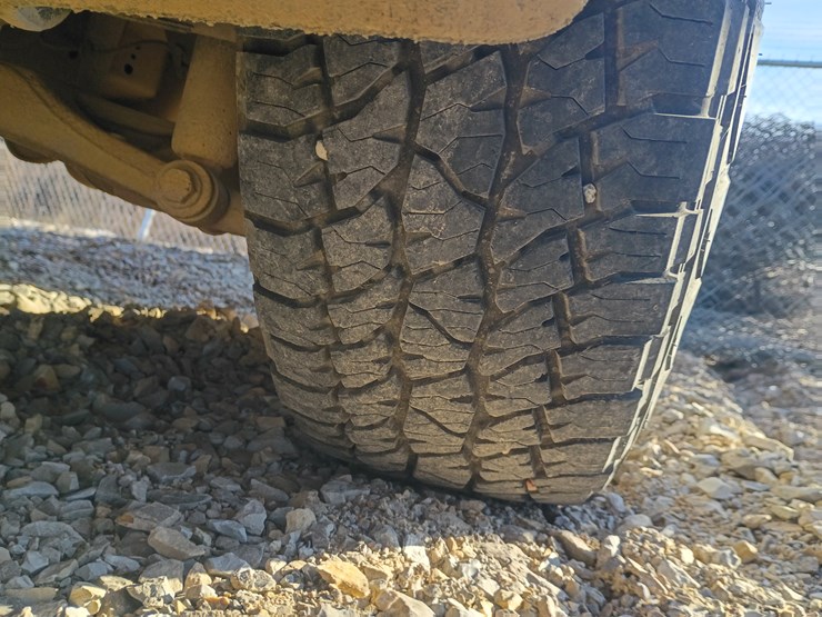 2013-chevrolet-traverse-image-77