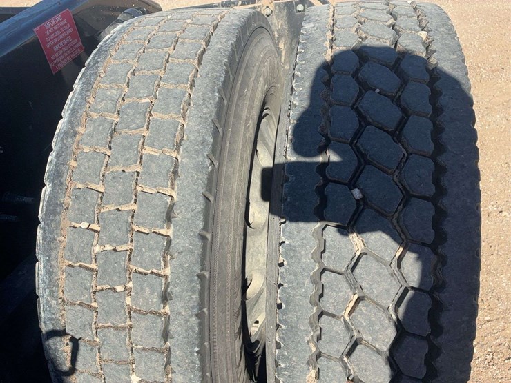 2019-volvo-volvo-vnl-tandem-axle-dual-conventional-new-generation-tractor-truck-image-69