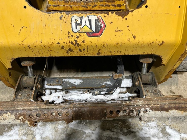 2021-caterpillar-299d3-image-9