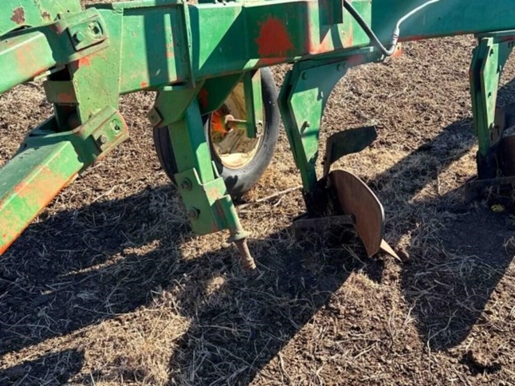 blanchat-10-bottom-plow-image-22