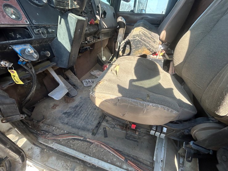 1994-international-9400-image-95