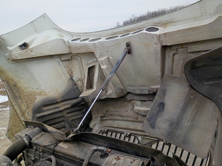 2011-international-transtar-8600-image-23