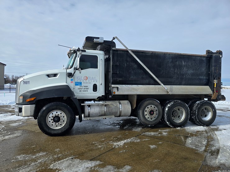 2012-caterpillar-660-image-6