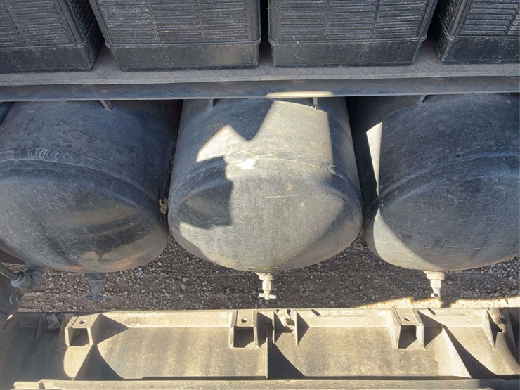 2019-volvo-volvo-vnl-tandem-axle-dual-conventional-new-generation-tractor-truck-image-75