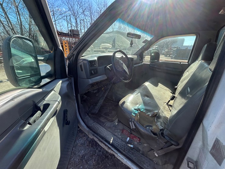 2000-ford-f450-image-40