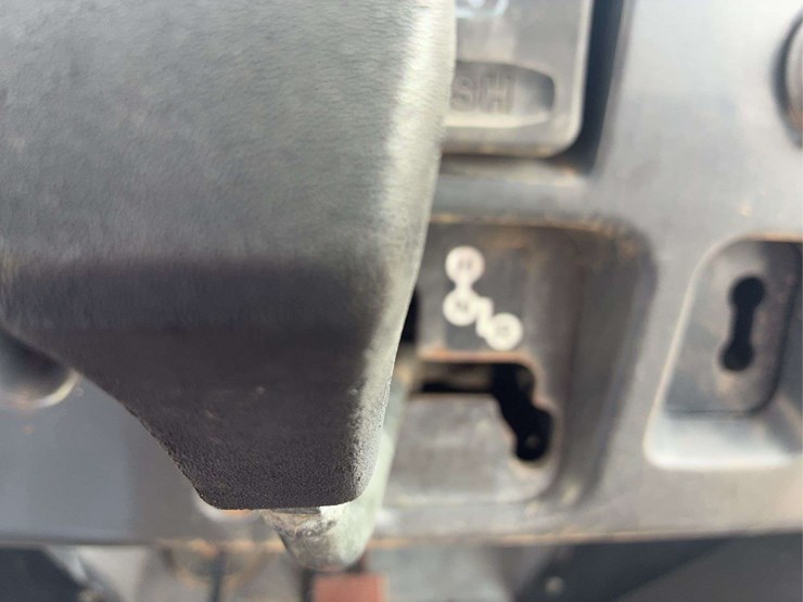 2005-kawasaki-mule-3000-image-12