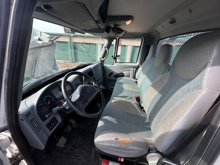 2007-international-durastar-4300-image-61