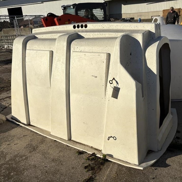 Agri master Calf Hutch