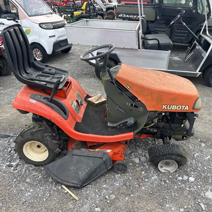 KUBOTA T1560