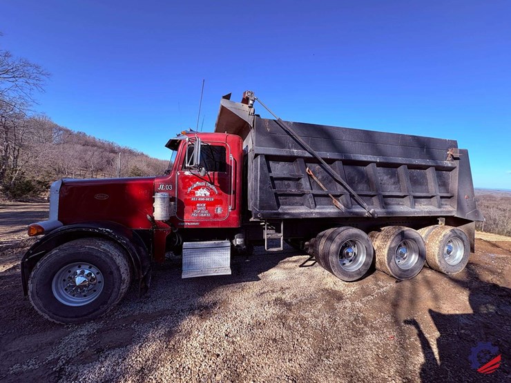 1999-peterbilt-357-image-3