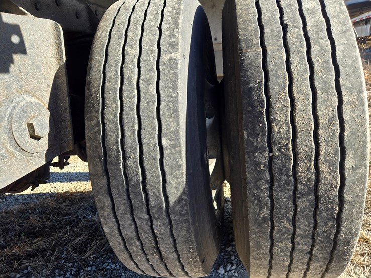 2000-reitnouer-flatbed-image-50