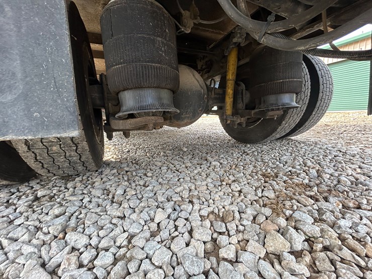 2007-international-durastar-4300-image-53