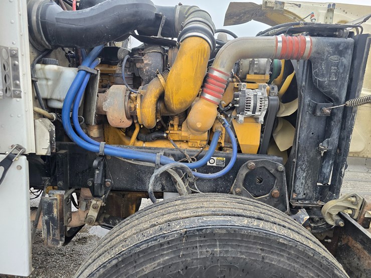 2007-peterbilt-379-image-51