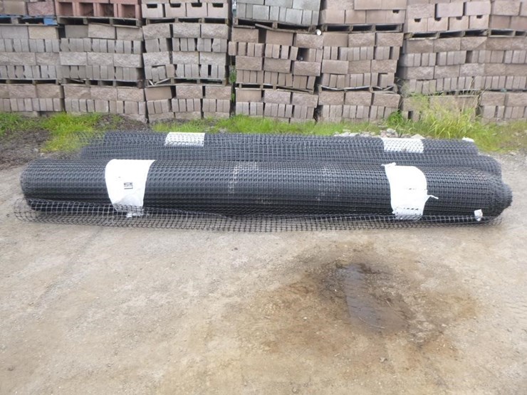 151"-black-geogrid-underlayment-image-5