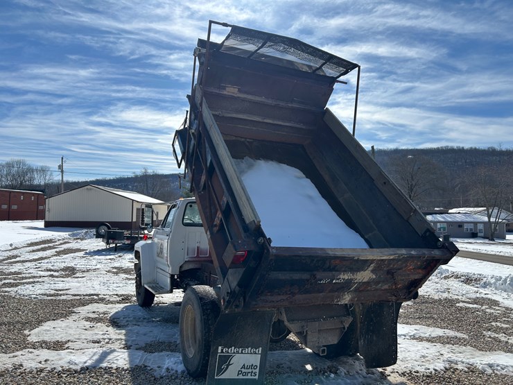 1984-ford-f700-image-31