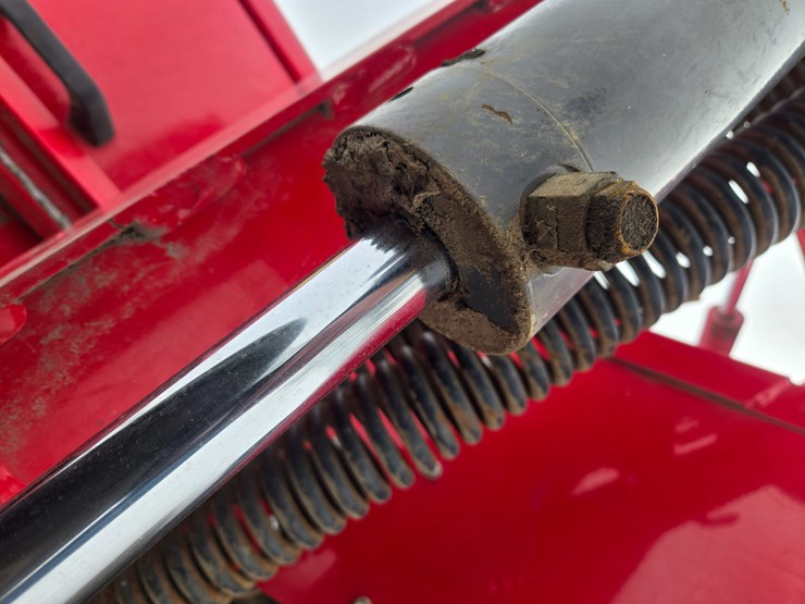 massey-ferguson-1383-image-34