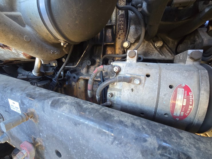 2014-freightliner-cascadia-125-image-47